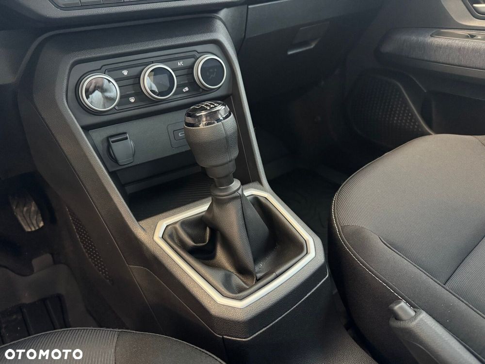 Dacia Sandero - 11