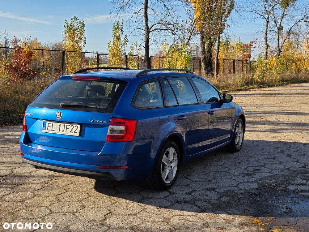 Skoda Octavia 1.6 TDI Ambition - 4