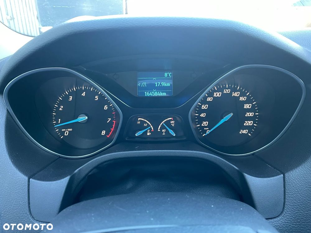 Ford Focus 1.6 Trend - 12