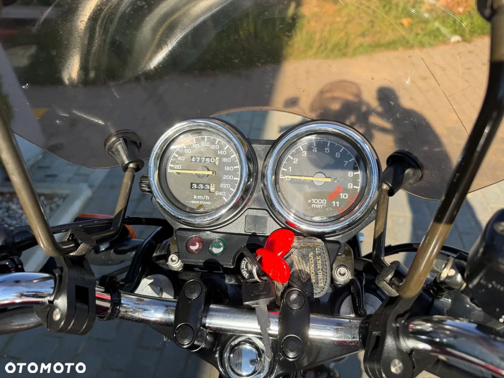 Honda CB - 26