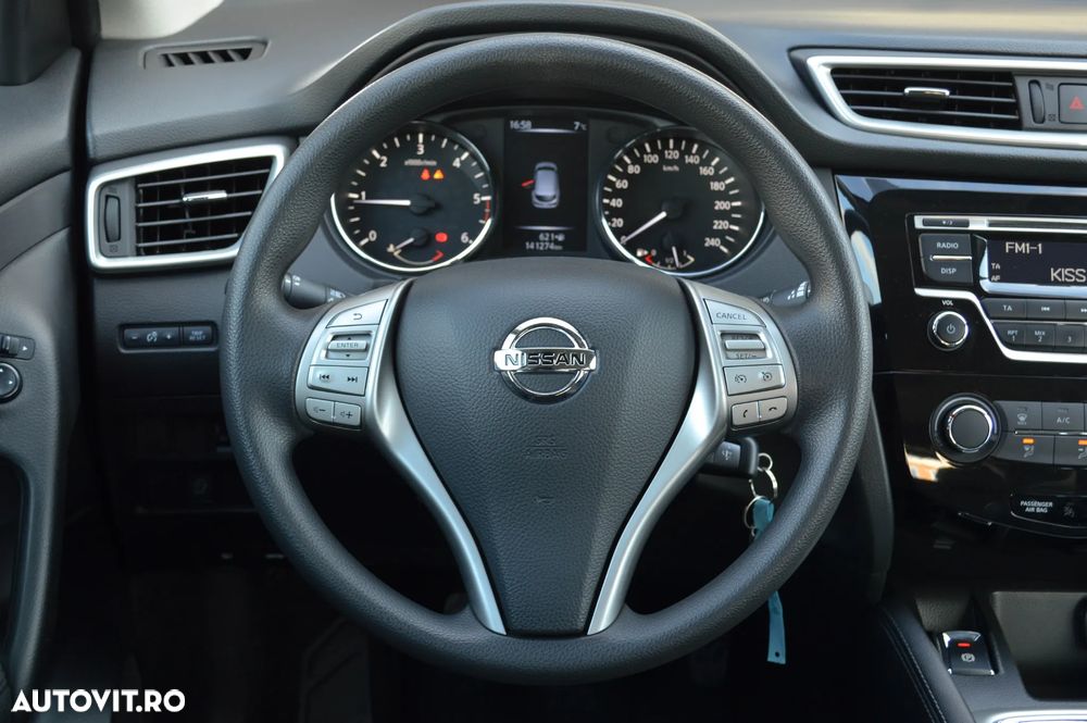 Nissan Qashqai 1.5 DCI N-Connecta - 27