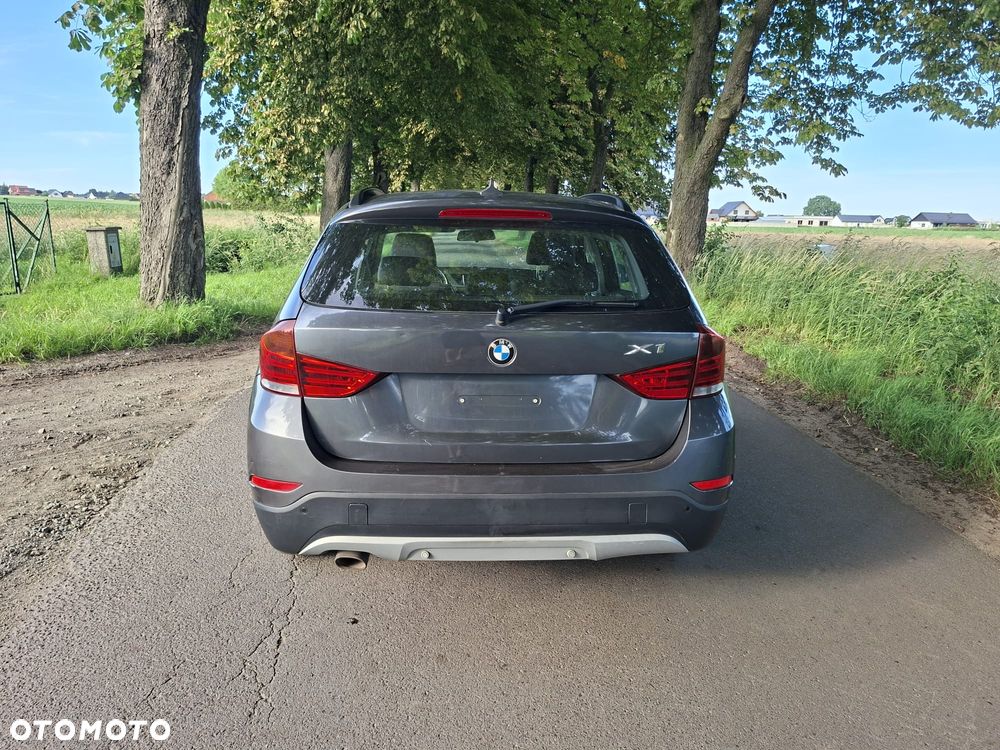 BMW X1 sDrive18d xLine - 15