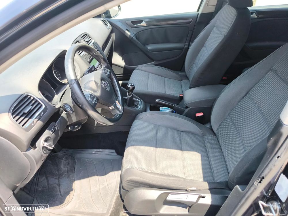 VW Golf 2.0 TDi Confortline - 20
