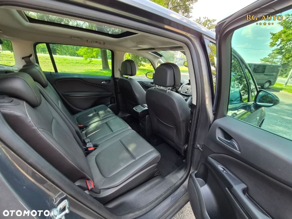 Opel Zafira - 38