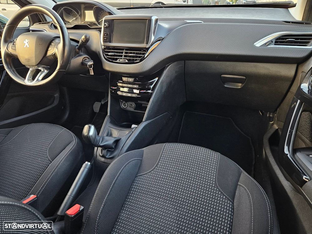 Peugeot 208 1.2 PureTech Allure - 7