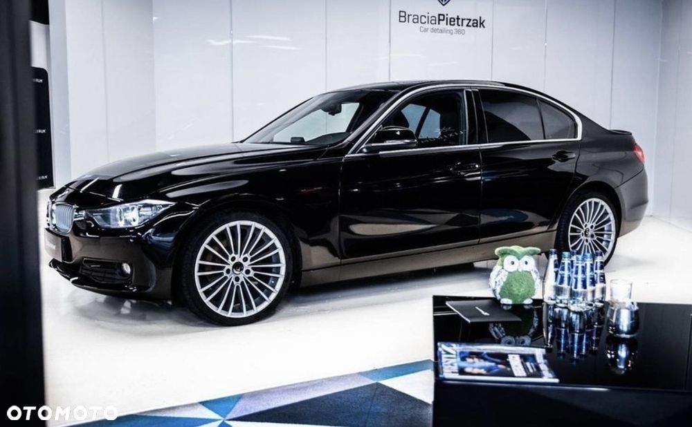 BMW Seria 3 318d Modern Line - 11