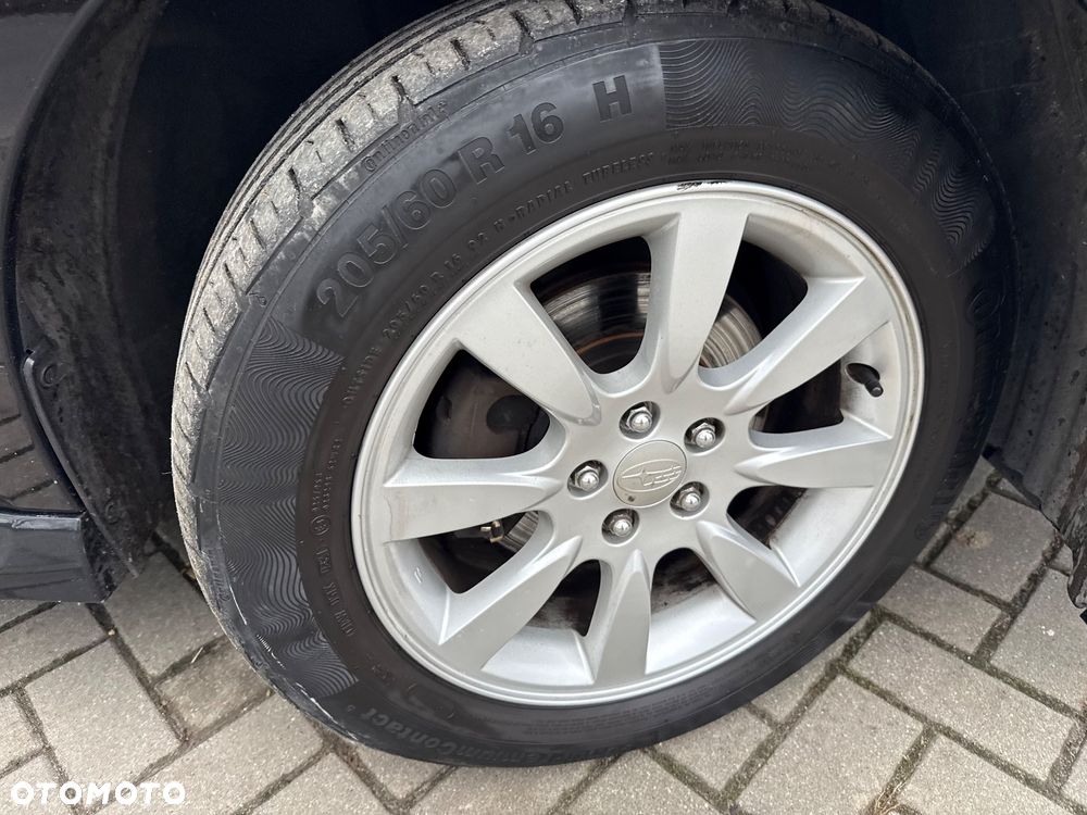 Subaru Legacy 2.0i Lineartronic Trend - 16