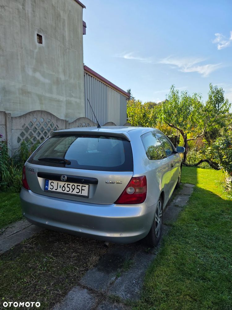 Honda Civic 1.6i ES - 6