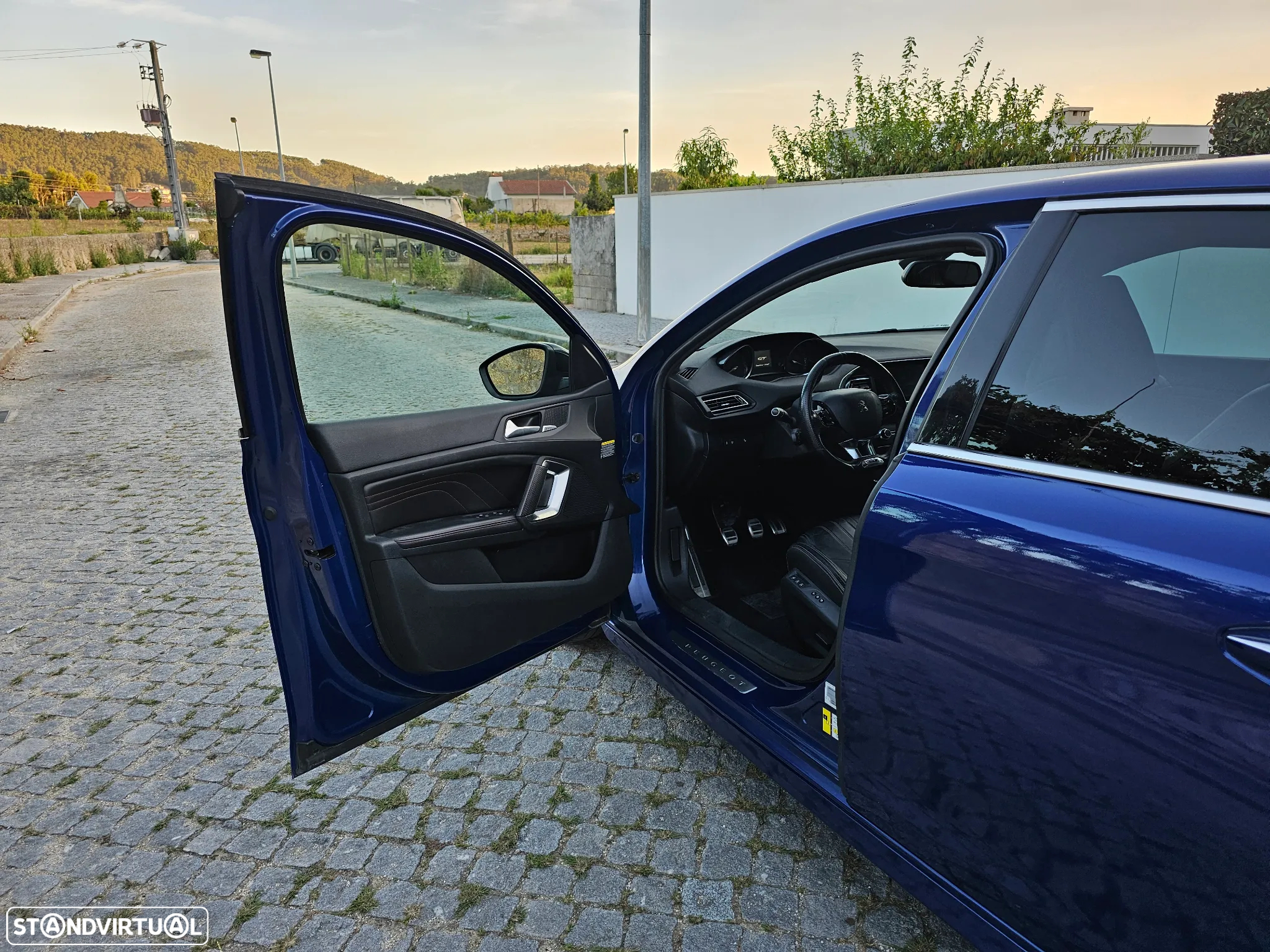 Peugeot 308 1.6 e-THP GT - 10