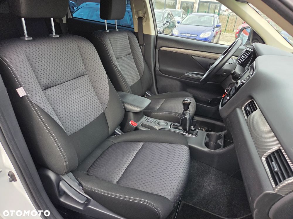 Mitsubishi Outlander 2.0 City Style 2WD - 14