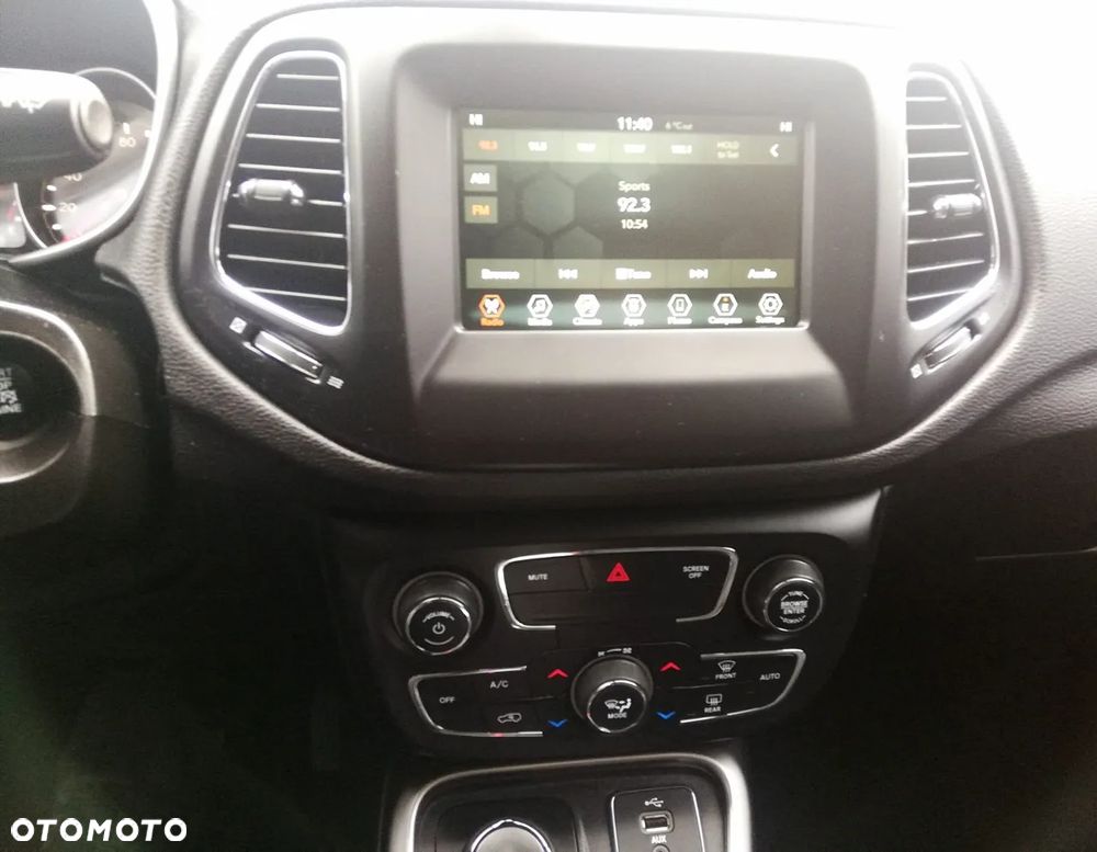 Jeep Compass - 15