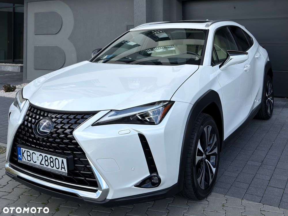 Lexus UX 200 GPF Omotenashi 2WD - 1