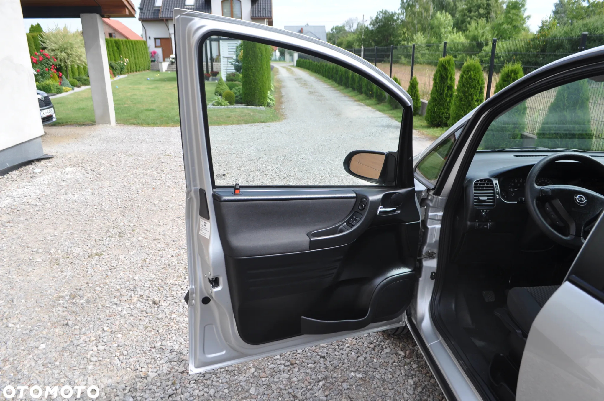 Opel Zafira 1.6 Njoy - 16