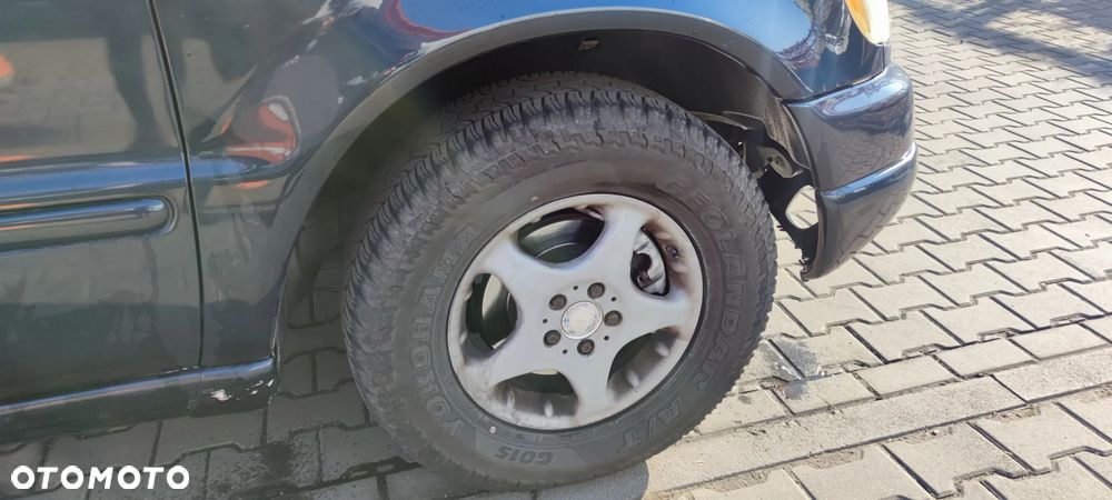 Mercedes-Benz ML 320 - 5