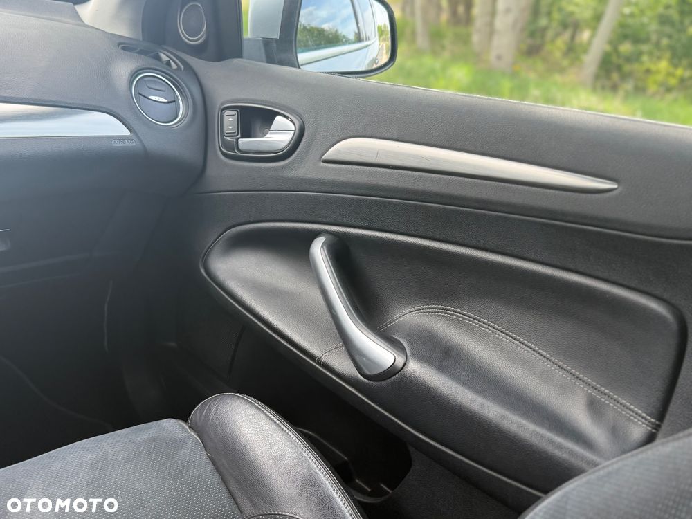 Ford Mondeo 2.0 TDCi Titanium - 10