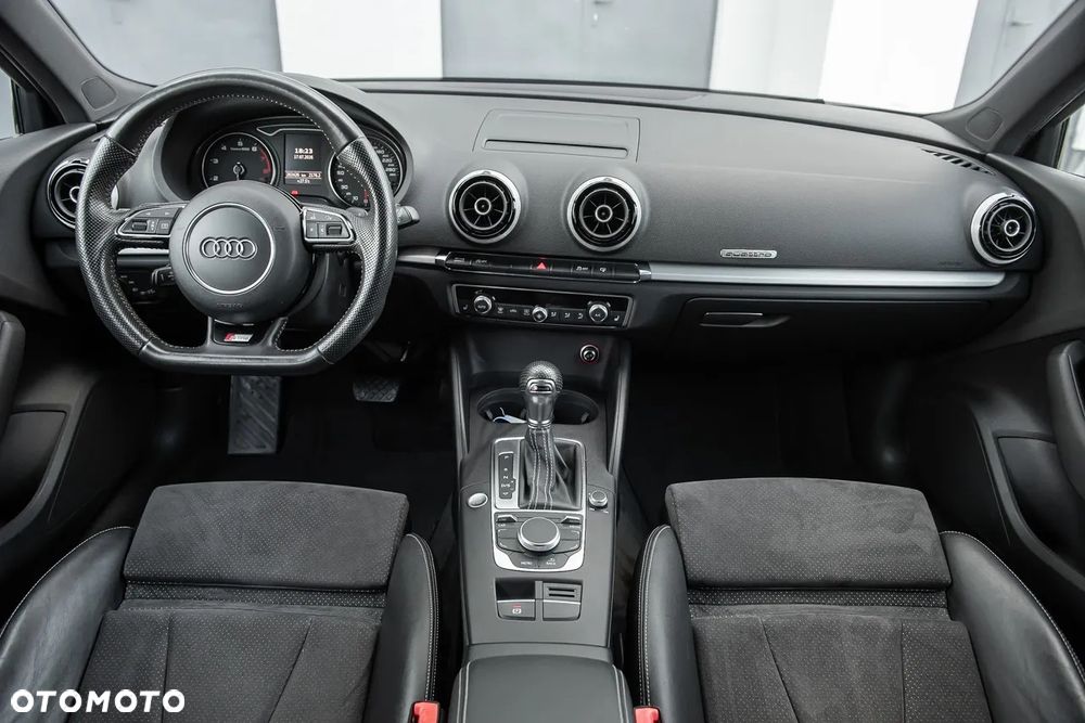 Audi A3 Sportback 1.8 TFSI quattro S tronic Attraction - 29
