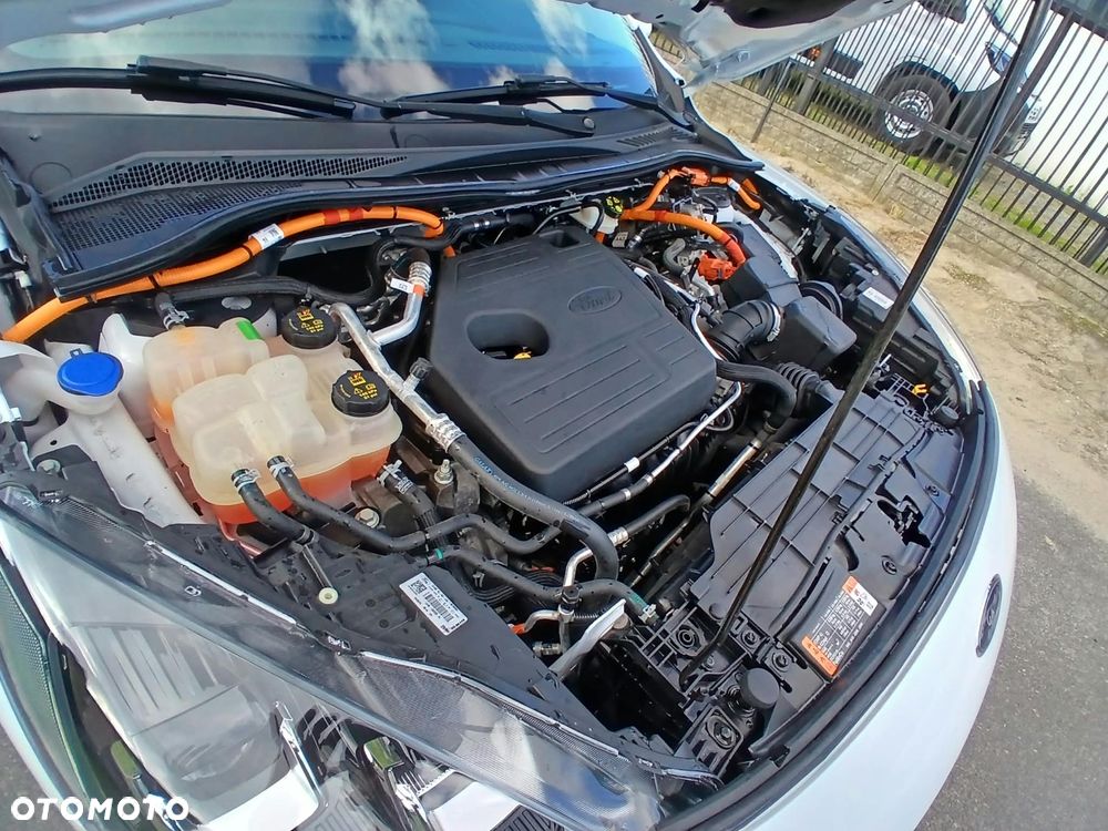 Ford Kuga 2.5P PHEV FWD Titanium - 30