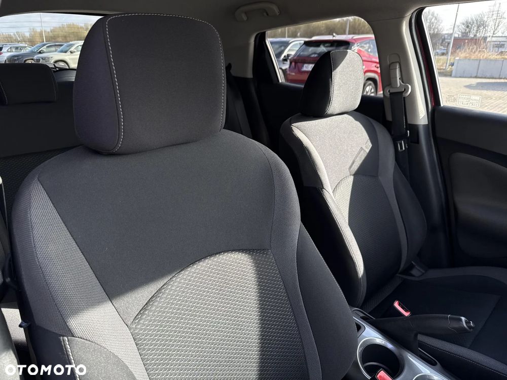 Nissan Juke 1.6 N-Connecta - 24