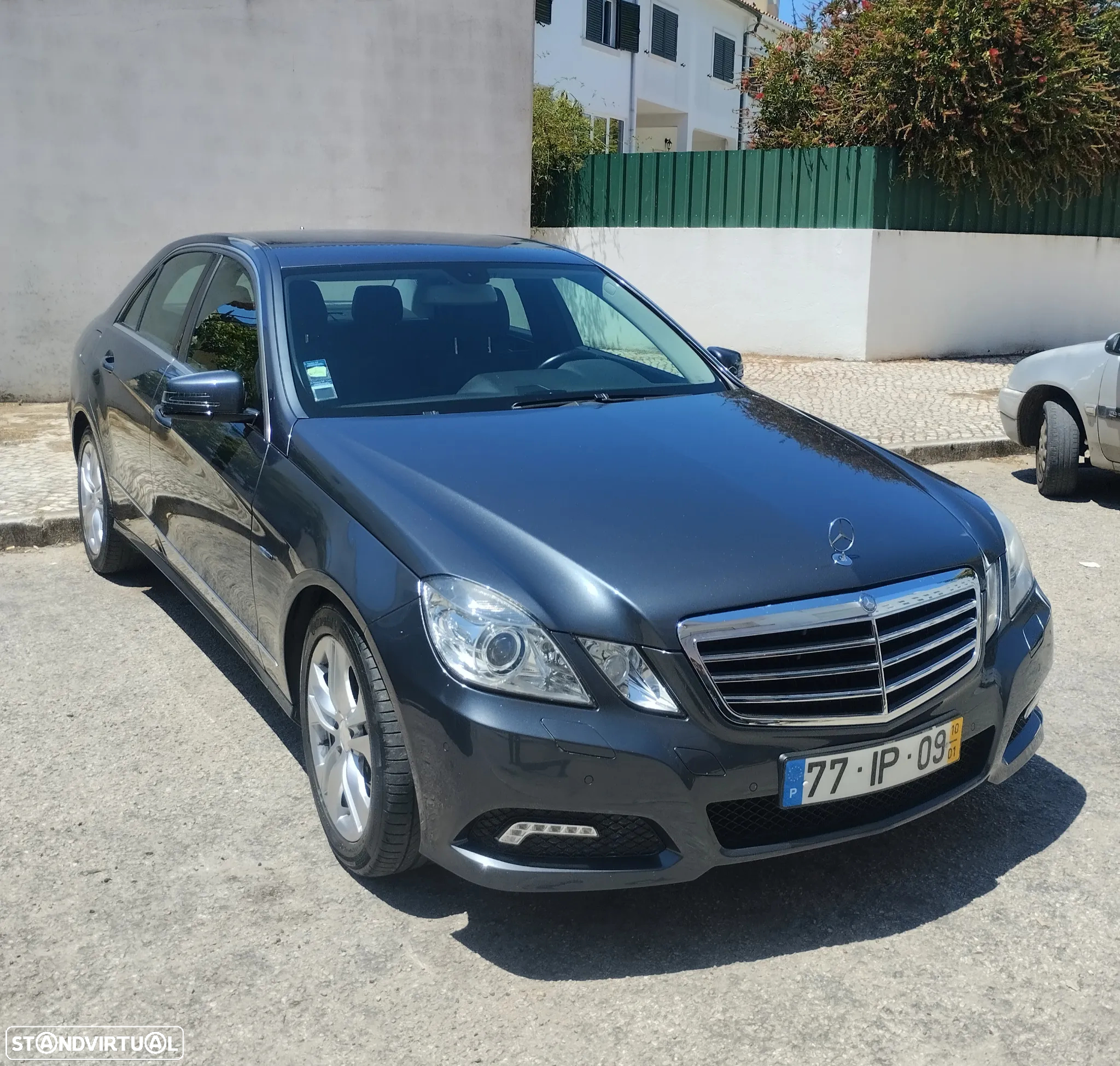 Mercedes-Benz E 250 CDi Avantgarde BlueEfficiency - 4