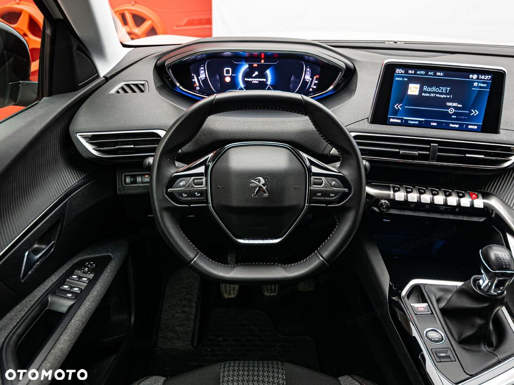 Peugeot 3008 - 11