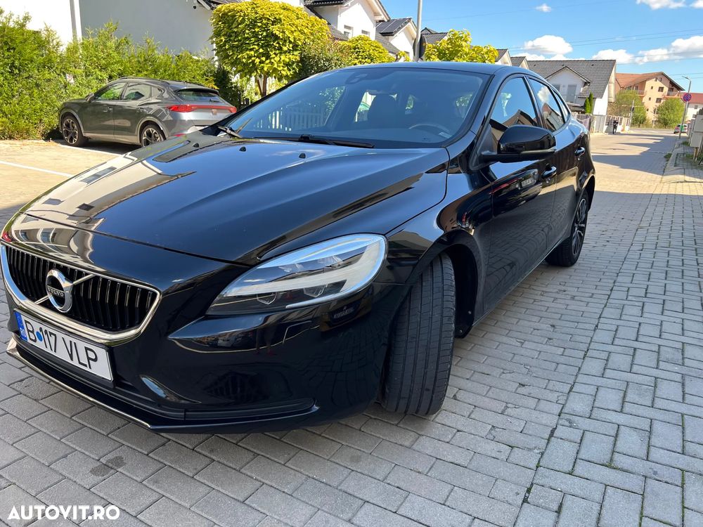 Volvo V40 D2 Geartronic Momentum - 2