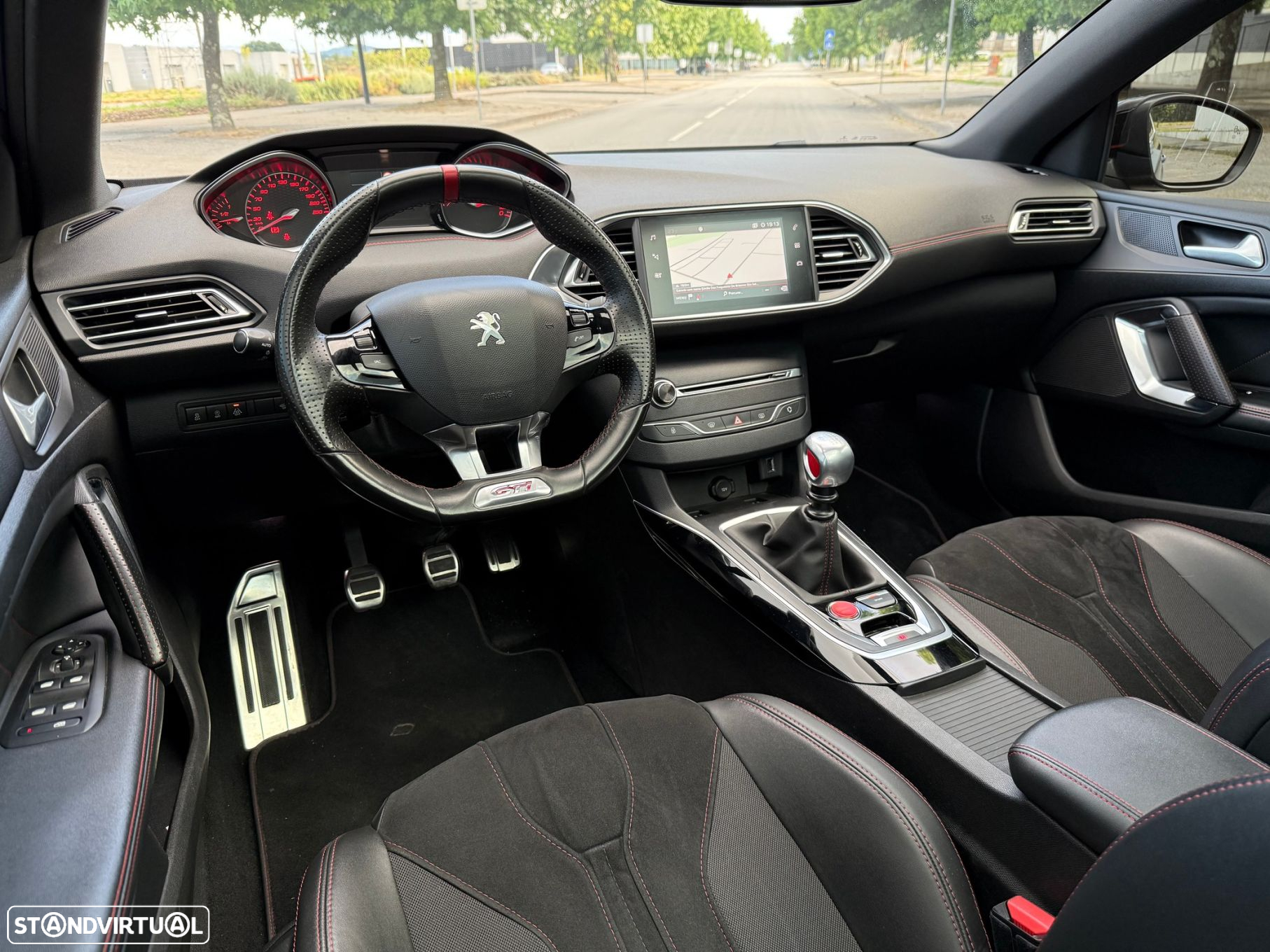 Peugeot 308 1.6 e-THP GTi - 13