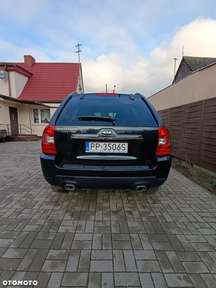 Kia Sportage 2.0 2WD Cup - 23