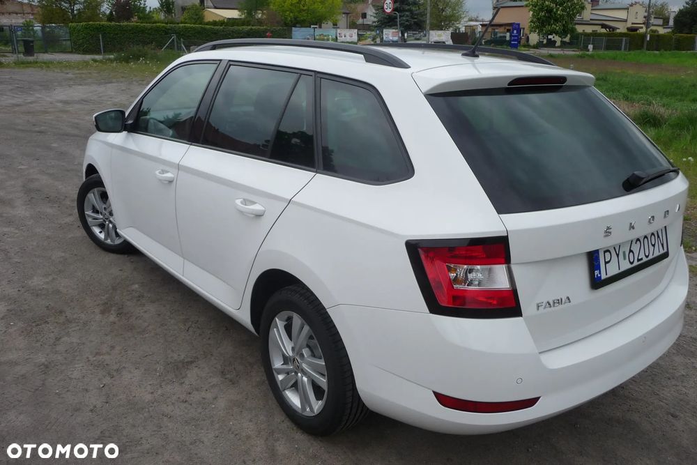 Skoda Fabia 1.0 TSI Active - 8
