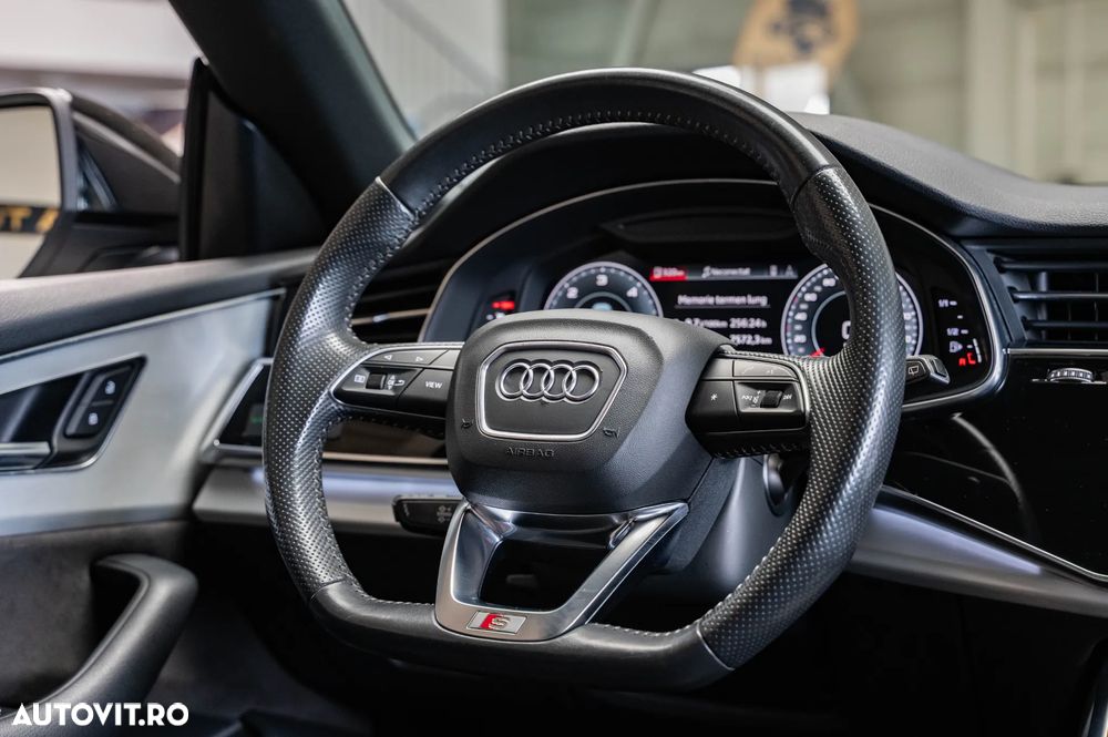 Audi Q8 50 TDI quattro Tiptronic - 13