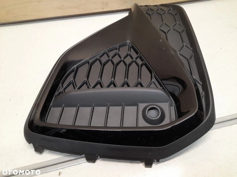 AUDI Q2 SQ2  LIFT S-LINE KRATKA ZAŚLEPKA ZDERZAKA PRAWA PRZÓD PRZEDNIA 81A807682Q - 3