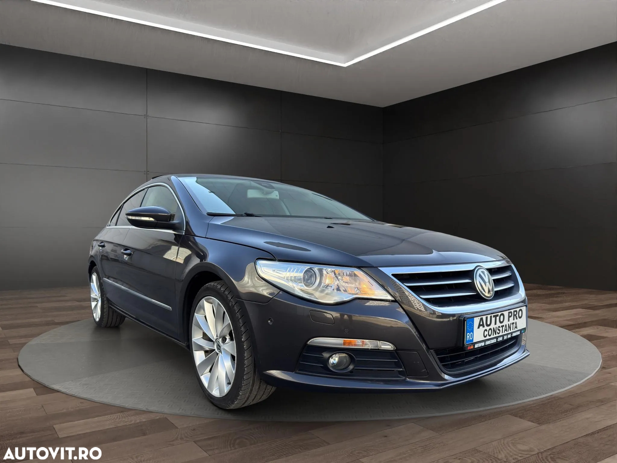 Volkswagen Passat CC 2.0 TDI DPF DSG - 2