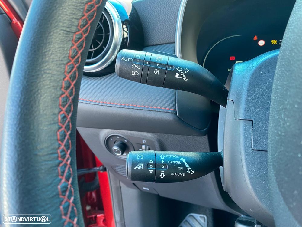 MG ZS Maximal Luxury - 18
