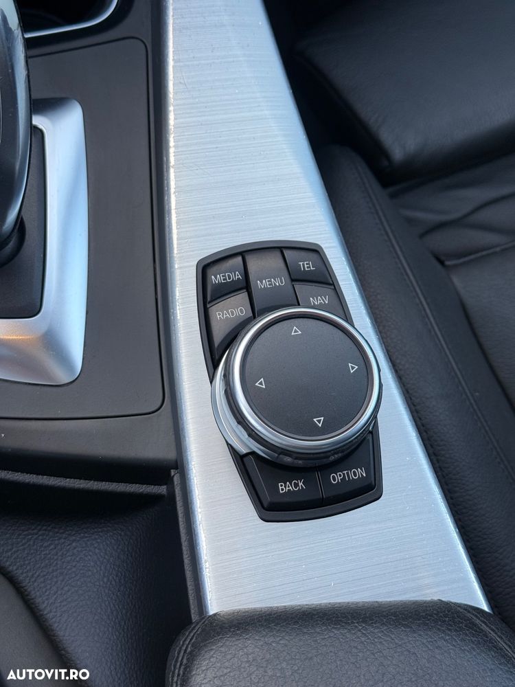 BMW Seria 3 320d Aut. - 19
