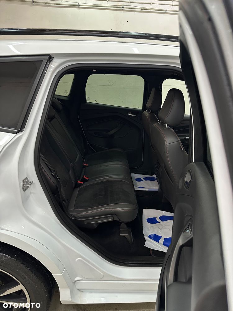 Ford Kuga 2.0 TDCi 4x4 ST-Line - 16