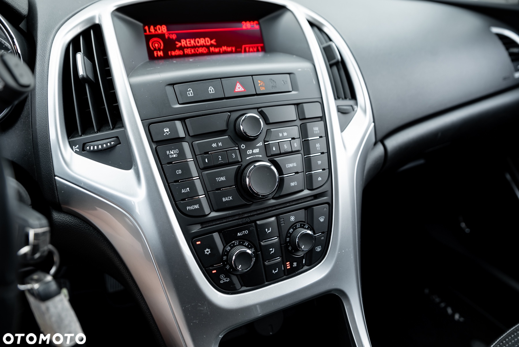 Opel Astra 1.6 Turbo Sport - 33