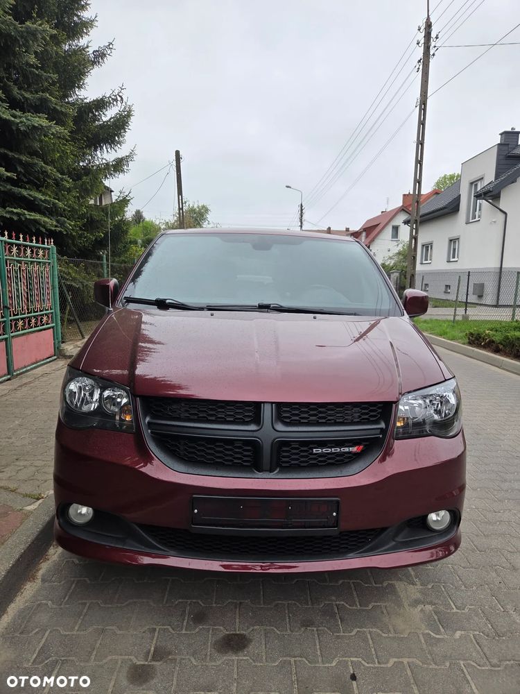 Dodge Grand Caravan 3.6 R/T - 7