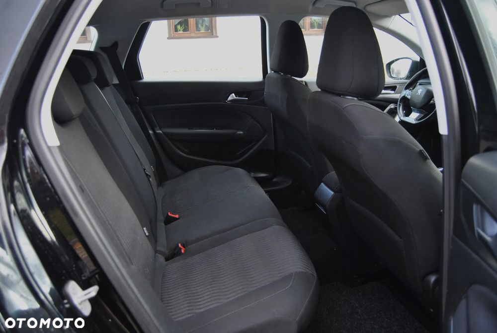 Peugeot 308 HDi FAP 150 Family - 8