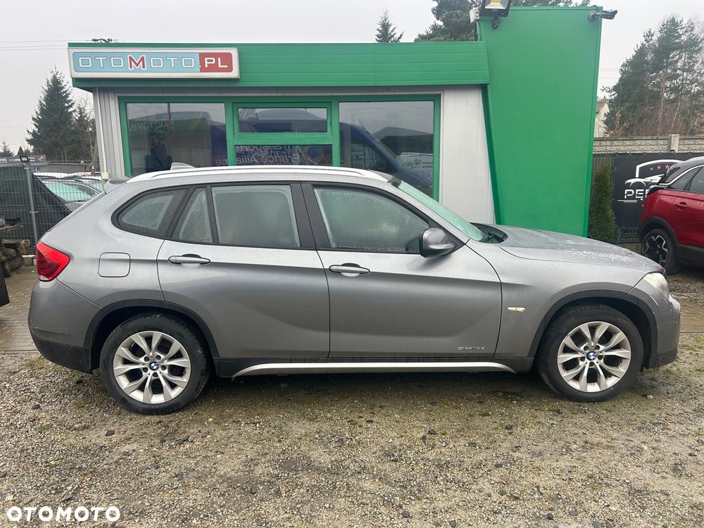 BMW X1 xDrive18d - 16