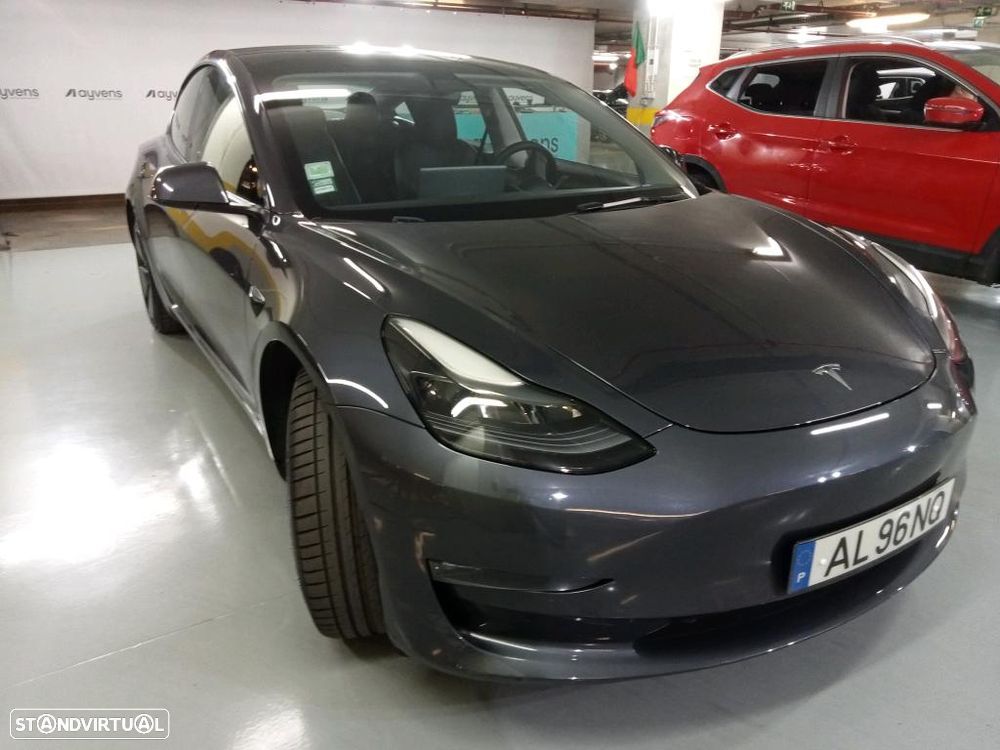Tesla Model 3 Long-Range Dual Motor AWD - 4