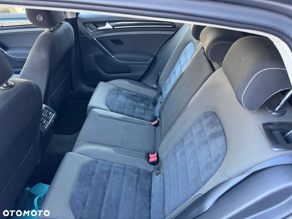 Volkswagen Golf 1.6 TDI BMT Comfortline DSG - 10