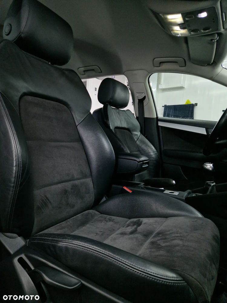 Audi A3 Sportback 1.6 TDI DPF Ambiente - 15