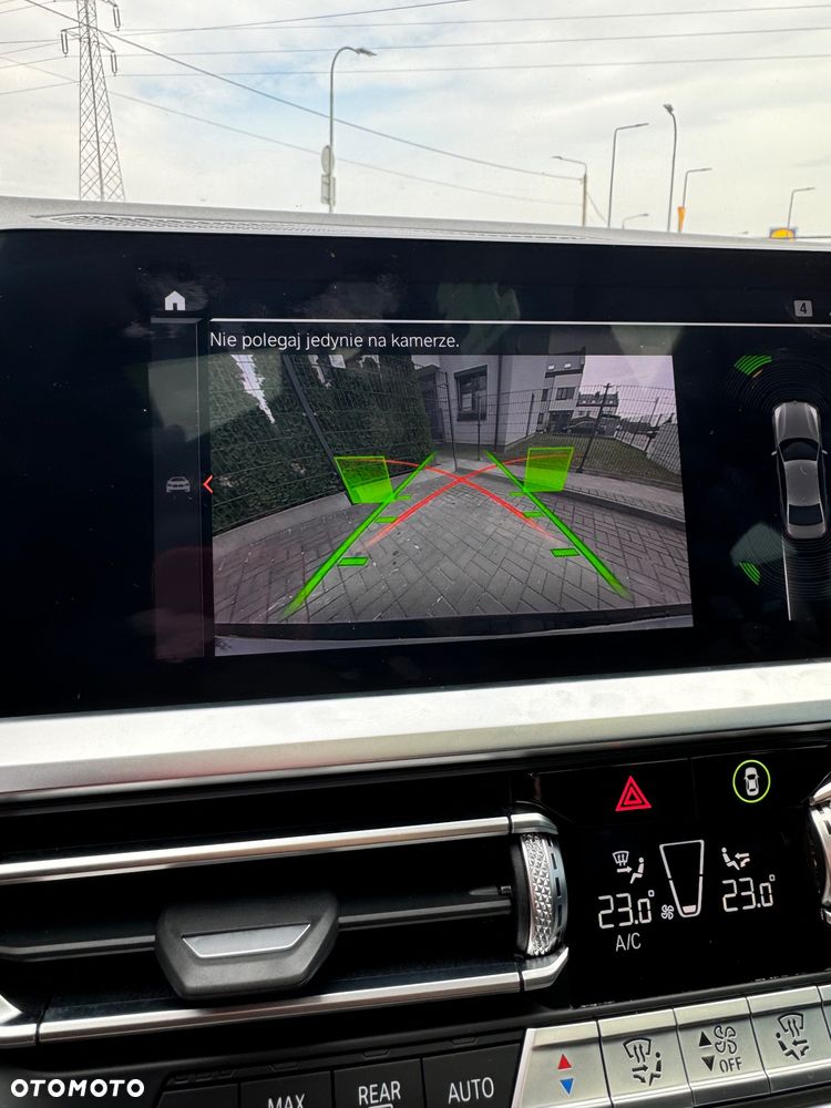 BMW Seria 3 330i xDrive Sport - 28