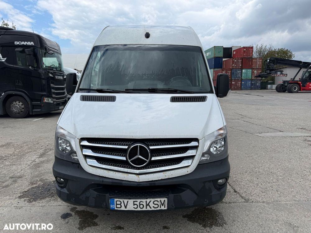 Mercedes-Benz Sprinter - 8