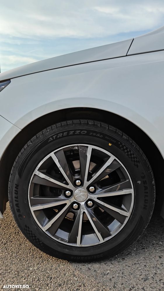 Peugeot 308 1.6 BlueHDi FAP STT Allure - 28