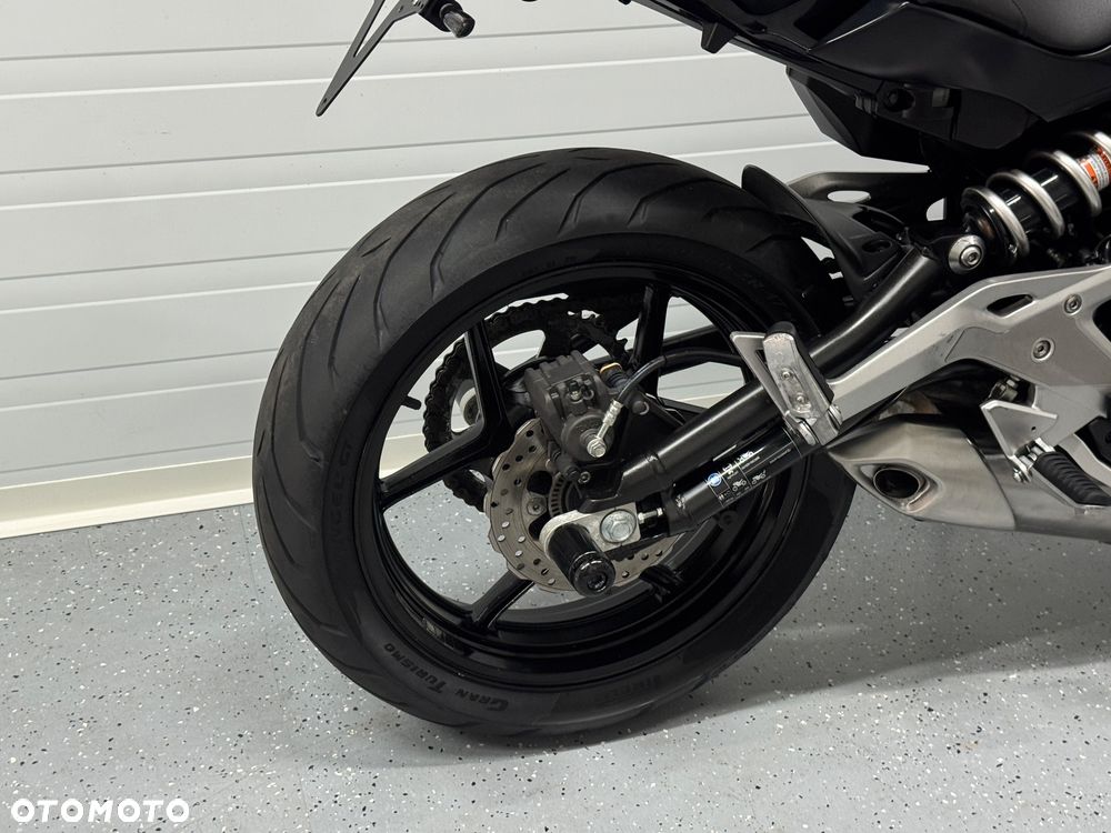 Kawasaki ER - 5