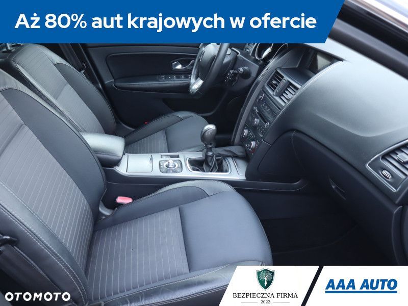 Renault Latitude - 10