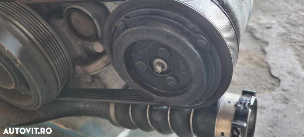 Compresor ac clima aer conditionat BMW cod 6826879 - 2