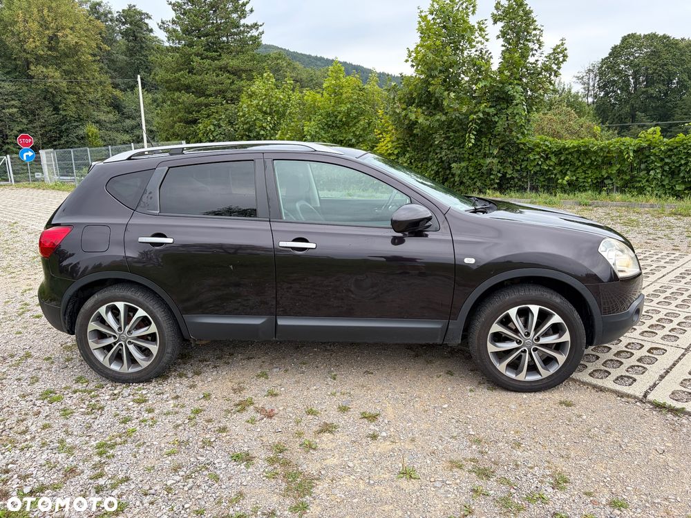 Nissan Qashqai 2.0 dCi 4x4 Tekna Premium - 5