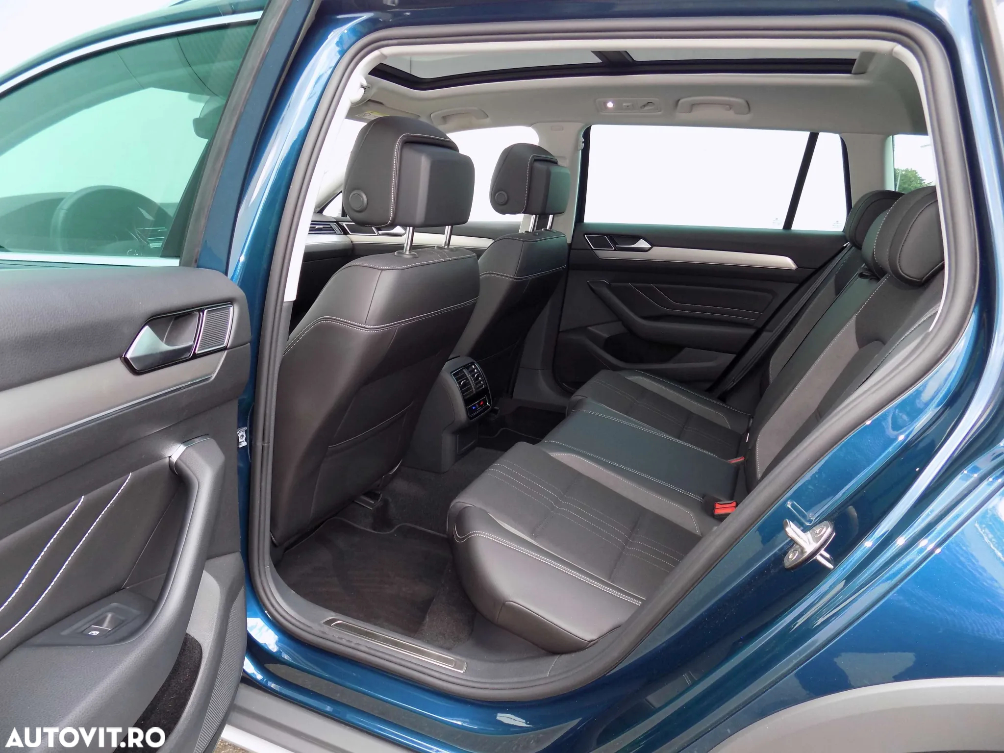 Volkswagen Passat Alltrack 2.0 TDI 4Mot DSG - 26