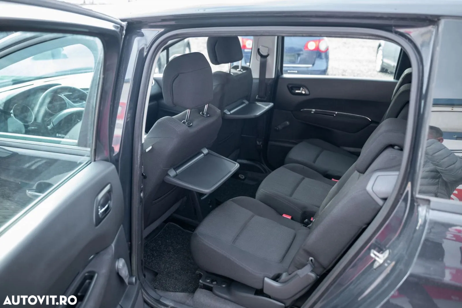 Peugeot 5008 - 24